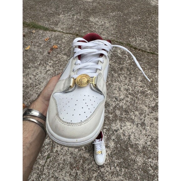 Nike Dunk Low SE Sisterhood White Phantom Team Red DV1160-100 Women 11 - Picture 9 of 14